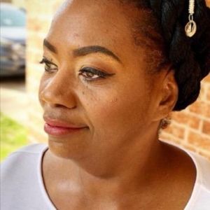 Meet your Posher, Darlean